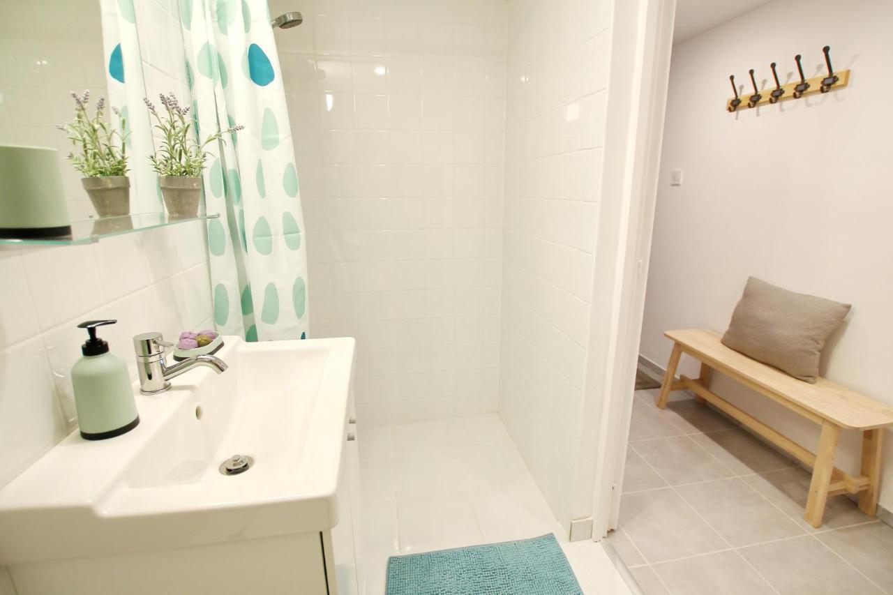 Awesome Budapest Downtown Studio W Balcony & Free Private Parking Εξωτερικό φωτογραφία